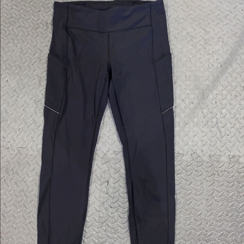 Lululemon Black Speed Up Tight Full-on Luxtreme 28”
